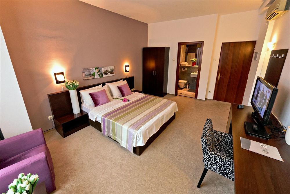 Unique Boutique 4* Bucureşti